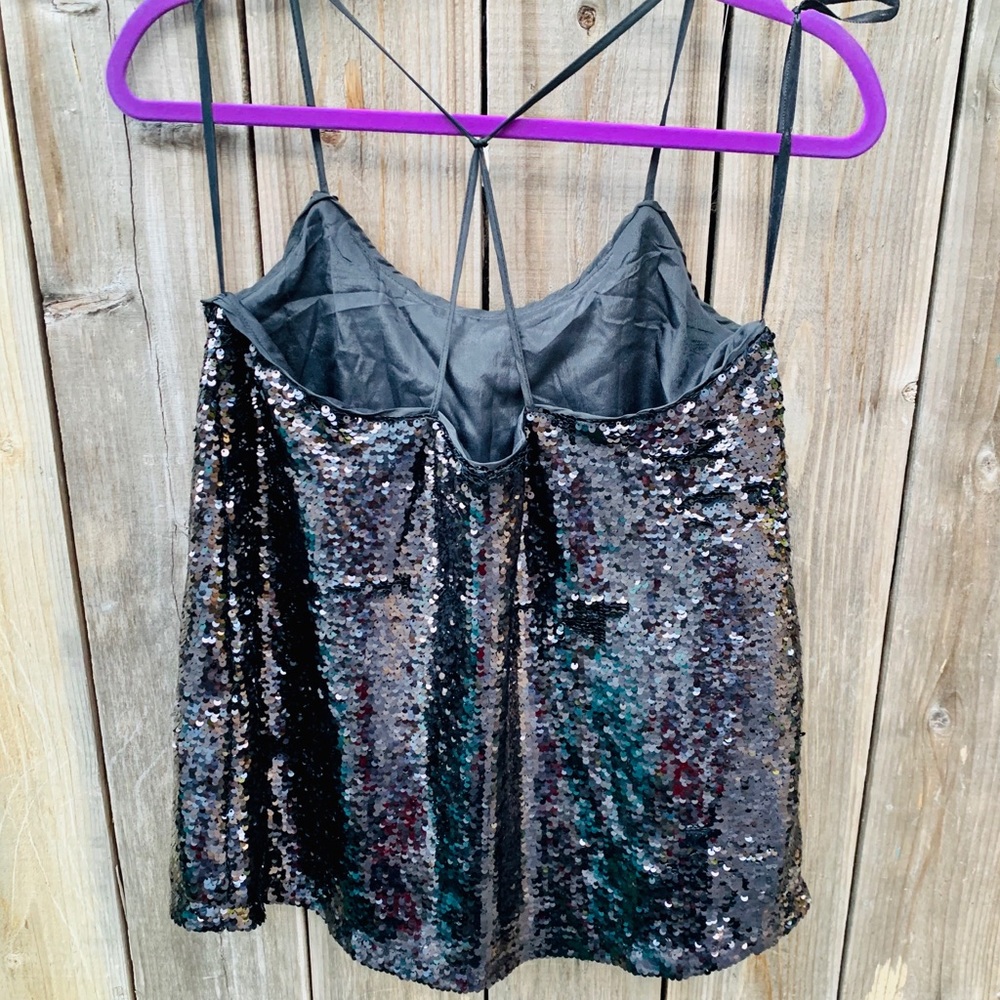 Loveriche Sequins Tank Top - Picture 4 of 4